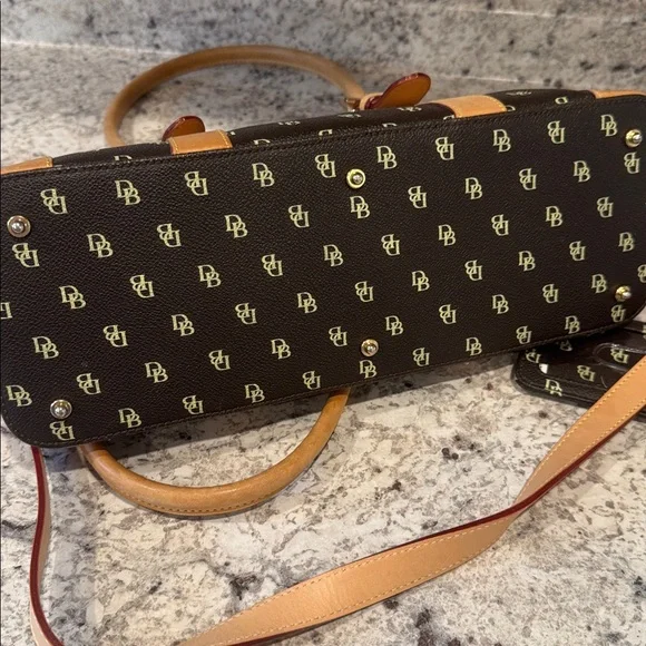 Dooney & Bourke satchel handbag with eye glasses case & ID holder - Picture 7 of 9